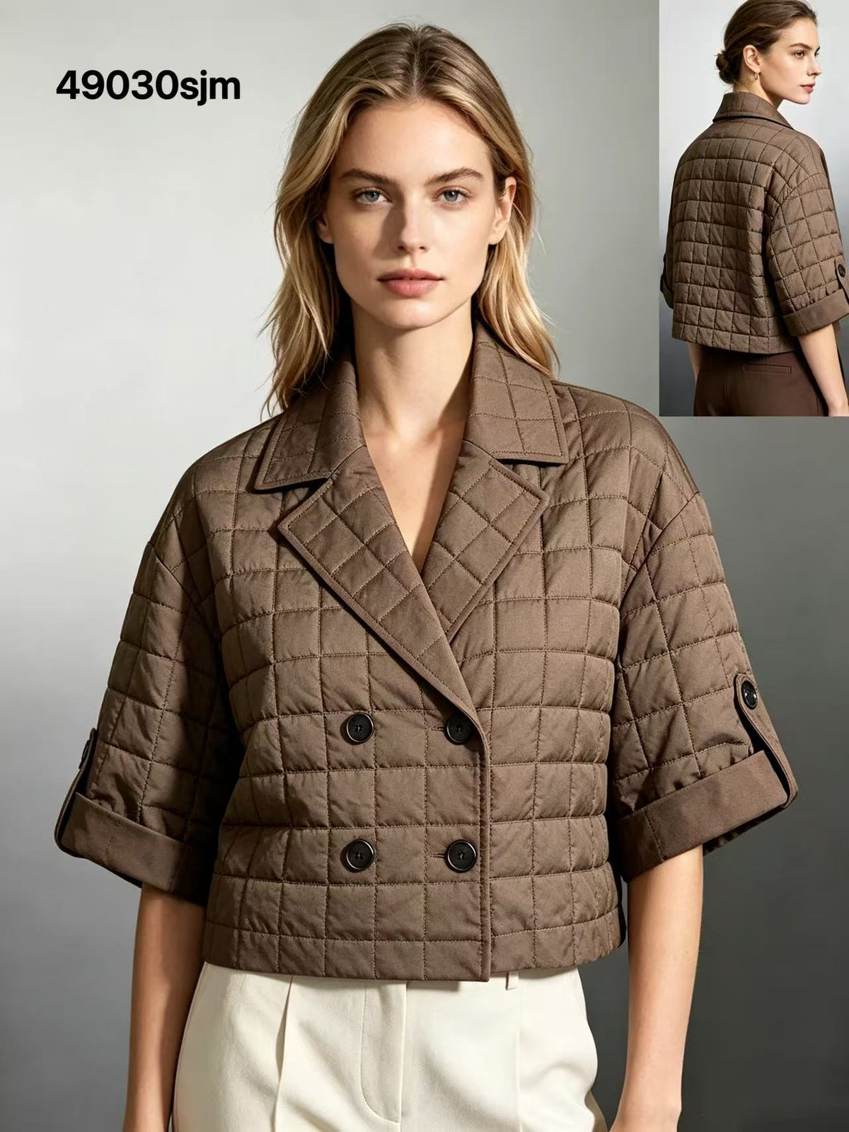 Chastar Body Warmer Quilted Korte Mouw in bruin met reverskraag en dubbele knoopsluiting, gedragen door een model.