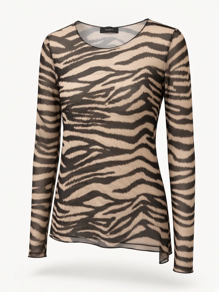 Chastar Top Feline in Beige, vooraanzicht met gestreepte dierenprint, ronde hals en lange mouwen.