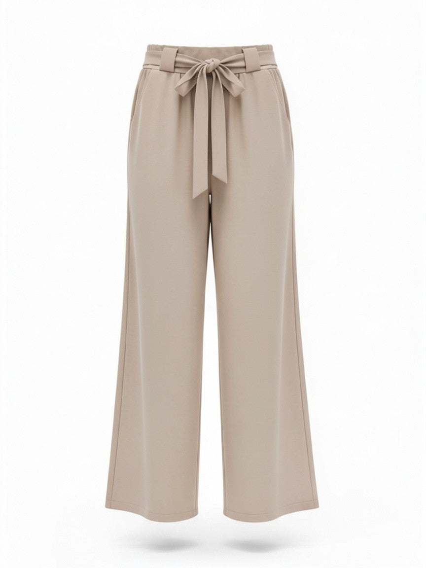 Chastar tricot broek in beige met wijde pijpen, ceintuurlussen en strikceintuur, vooraanzicht